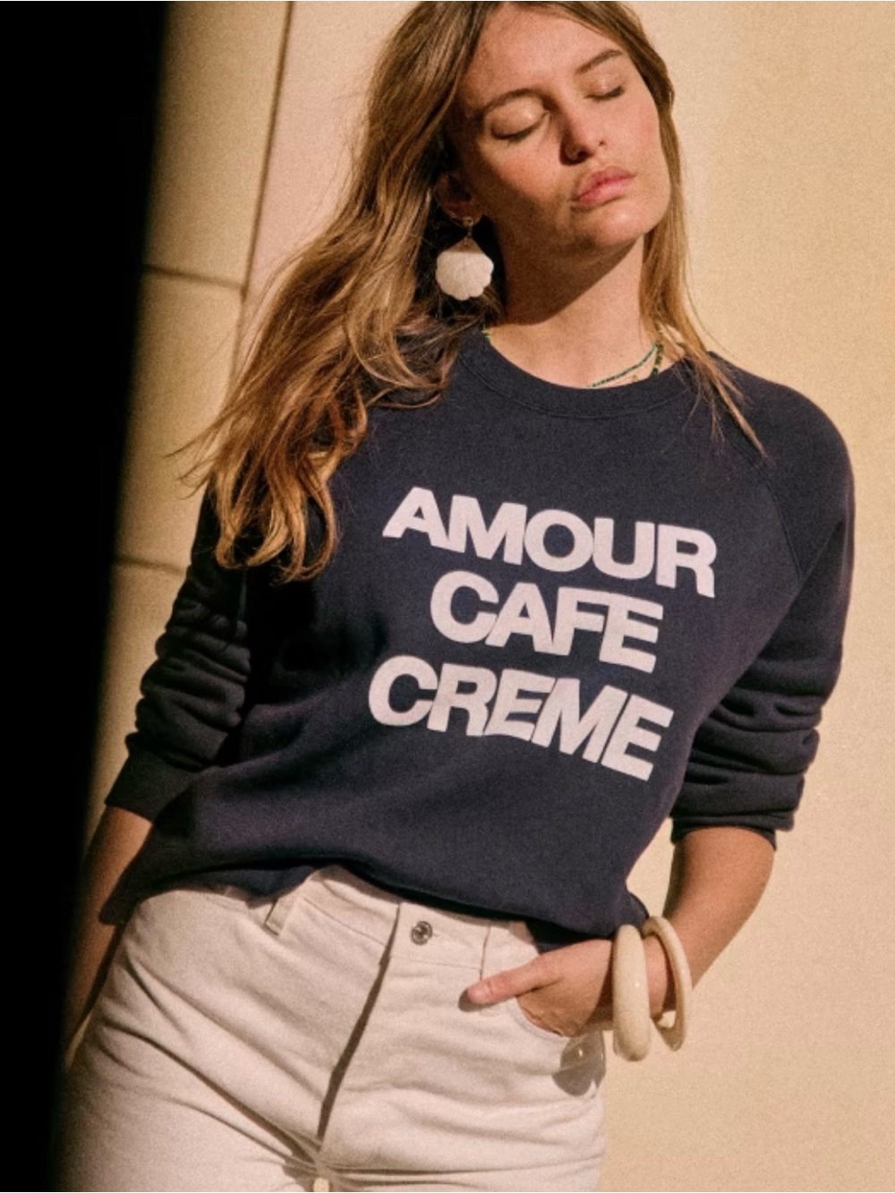 Sezane Amour Café Crème Navy Graphic Sweatshirt